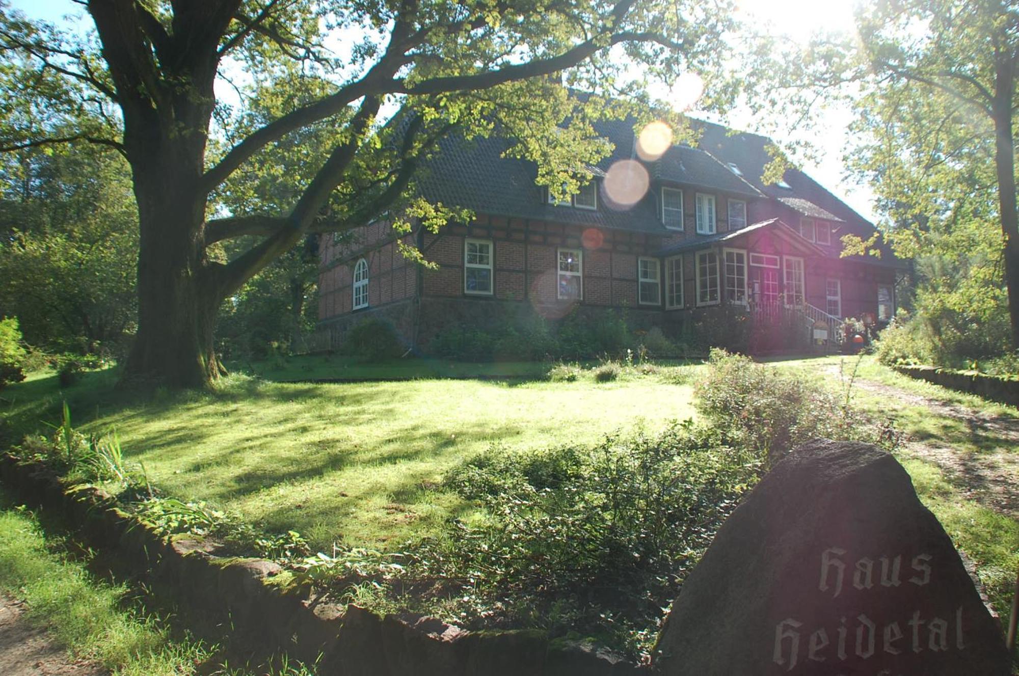비스핑엔 Haus Heidetal B&B 외부 사진